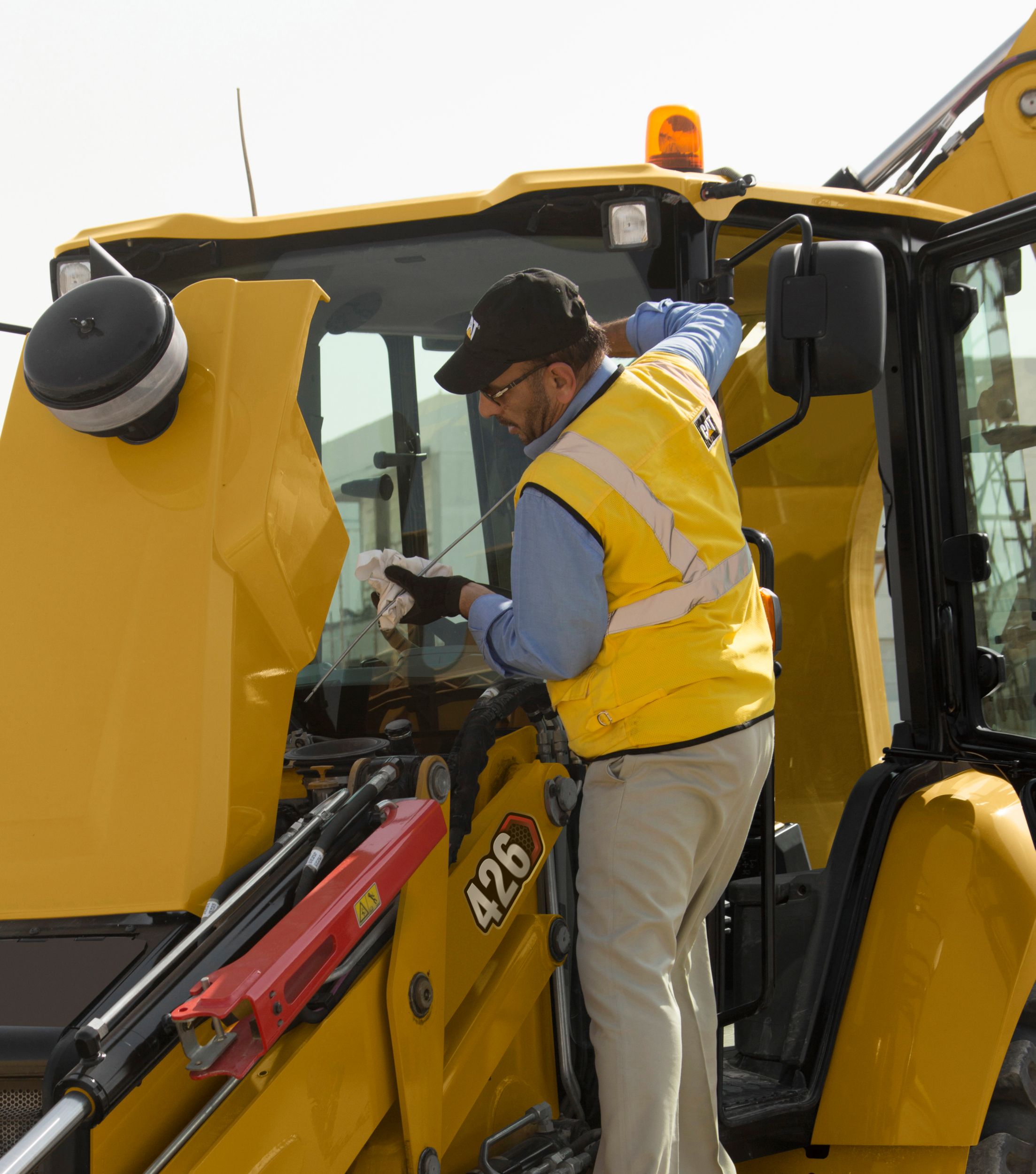 Стрела Cat 426 ® в работе